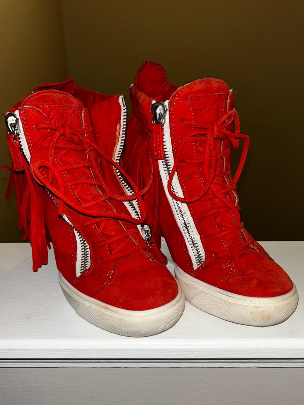 Giuseppe Zanotti Red Suede Fringe Wedge Sneakers – Size 36 – Made in Italy ❤️